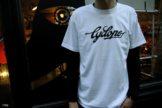 cyclope-veja-footwear-sneakers-tshirt