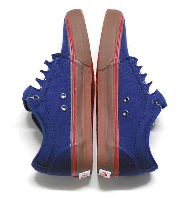 in4mation-vans-chukka-low