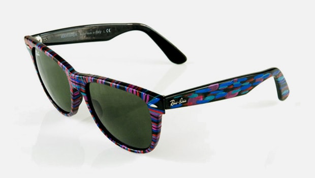 maya-hayuk-ray-ban-wayfarers