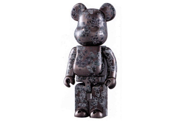 medicom-toy-matte-black-bearbrick-400