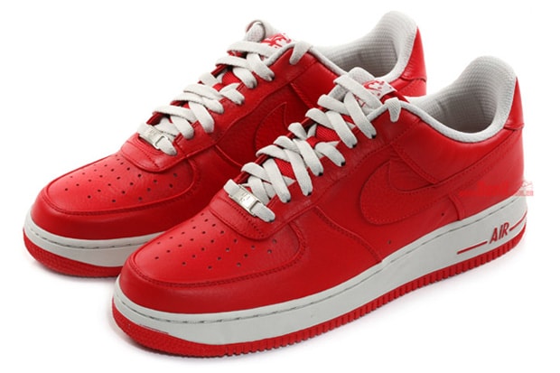 nike-air-force-1-premium-sport-red