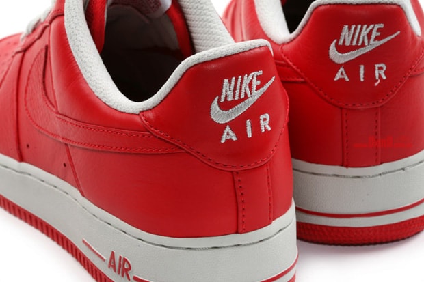 nike-air-force-1-premium-sport-red