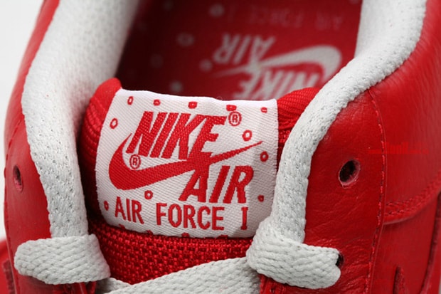 nike-air-force-1-premium-sport-red