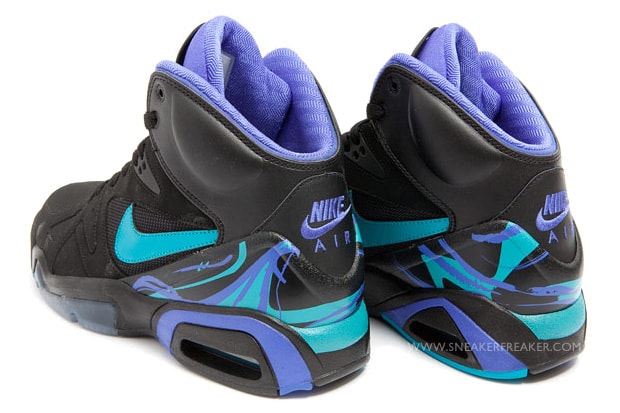 nike-air-hoop-structure-aqua
