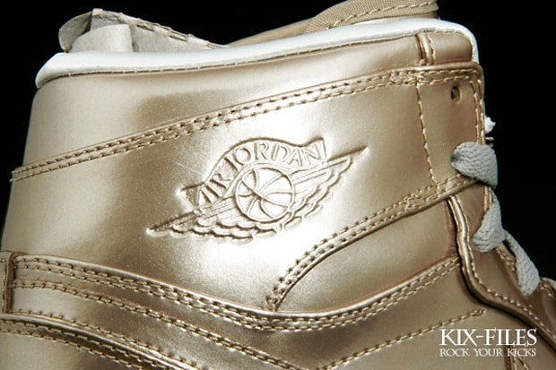 nike-air-jordan-1-retro-zinc