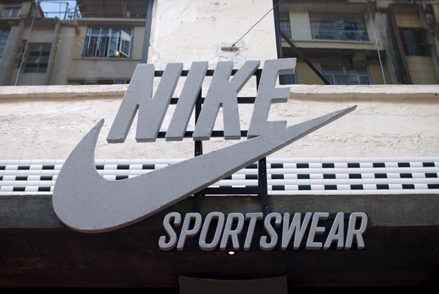 nike-sportswear-aw77-exhibition