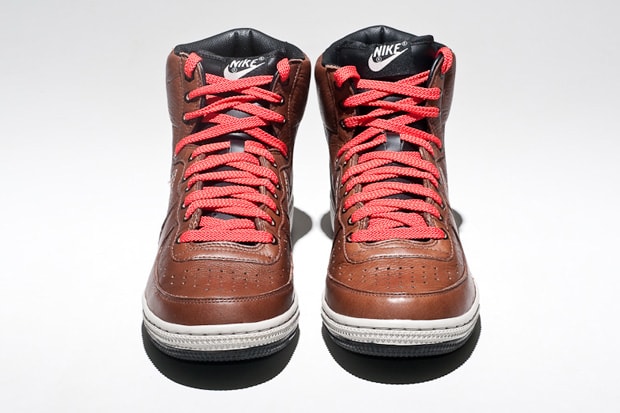nike-sportswear-terminator-supreme-qs