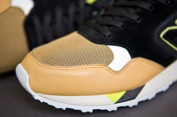 sneaker-freaker-new-balance-m850jst-closer