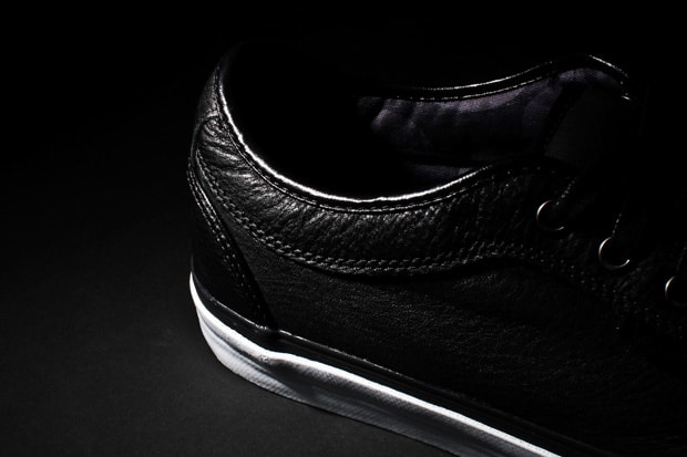 8five2-vans-10th-anniversary-chukka-low