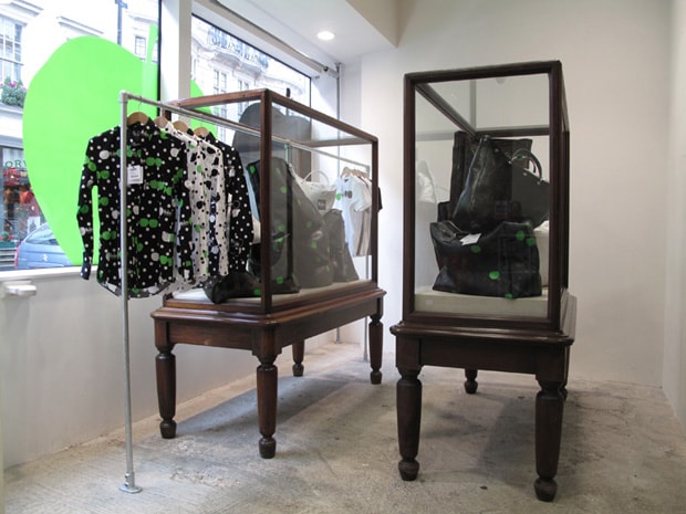 dover-street-market-the-beatles-comme-des-garcons-installation