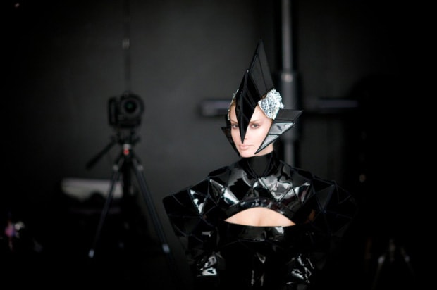 gareth-pugh-nick-knight-mercedes-benz-ad-campaign