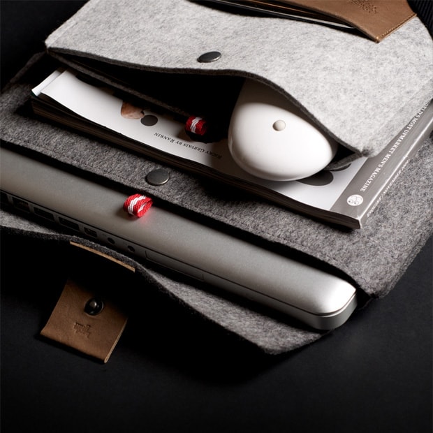 hard-graft-sleeve-add-on-pouch