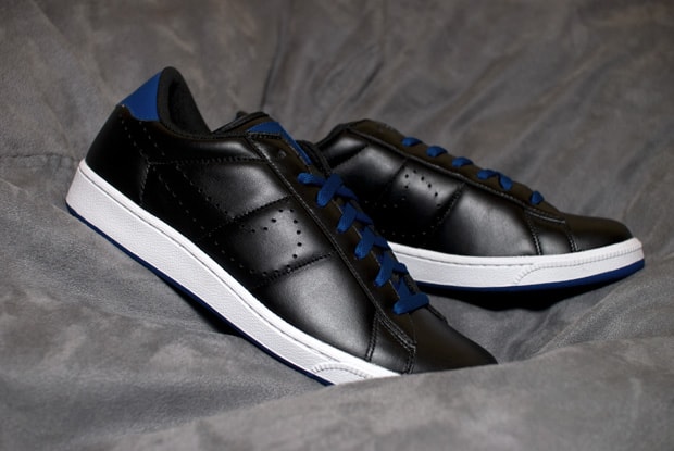 nike-air-zoom-tennis-classic