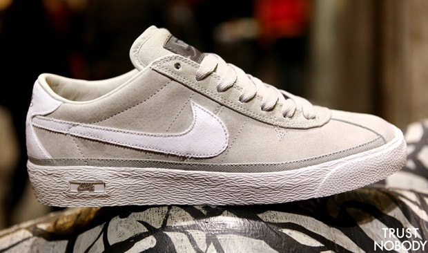 nike-sb-fluff-bruin-closer