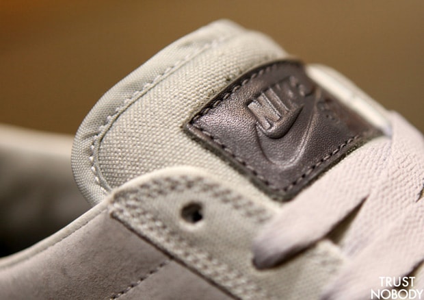 nike-sb-fluff-bruin-closer