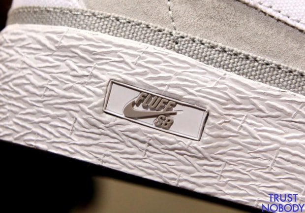 nike-sb-fluff-bruin-closer