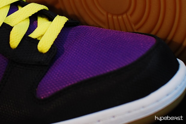 Nike Sportswear Dunk Hi Supreme Preview