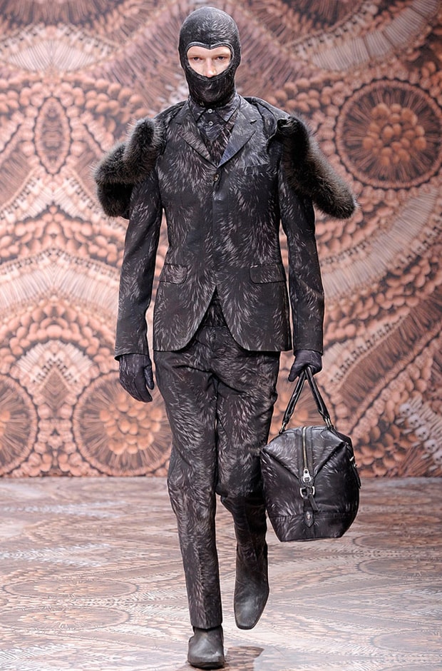 Alexander McQueen 2010 Fall Collection