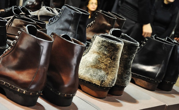 Louis Vuitton 2010 Fall Accessories Collection 