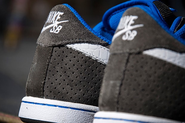 Nike SB Zoom Tennis Classic Newsprint