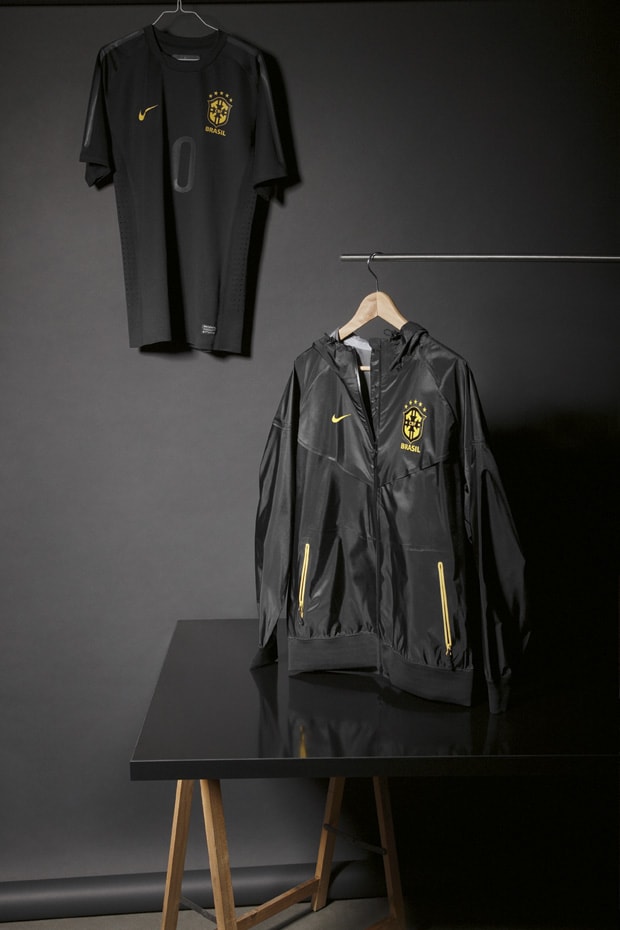 Nike Sportswear "Brasil Black" Pack