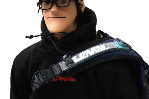 T-Level x Coolrain Figures