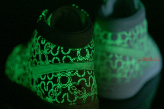 USLU Airlines x Reebok Courtee Mid