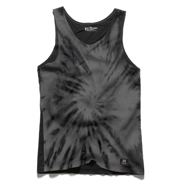 KR3W 2010 Spring Tanks