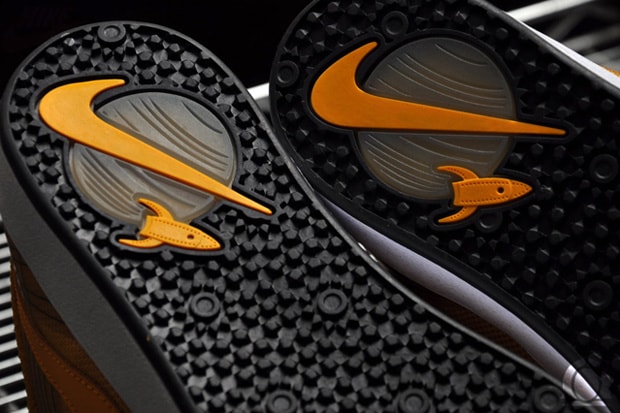 Nike SB Omar Salazar "Yellow Ochre"
