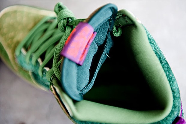 Todd Bratrud x Nike SB Dunk High Premium "Skunk" 