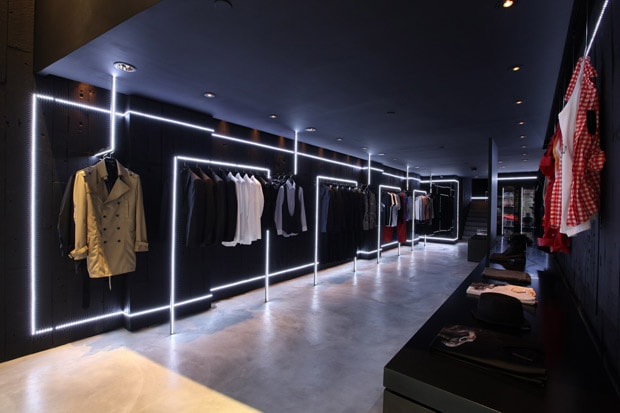 BLACK BARRETT 2010 Spring/Summer Collection