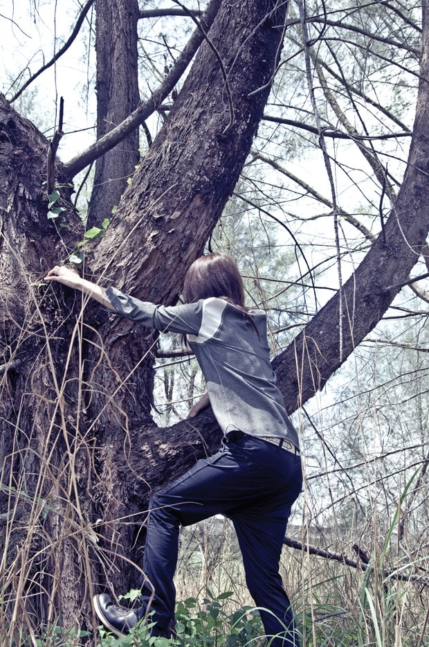 HOOKEDCLOTHINGS 2010 Spring/Summer "How The End Always Is" Collection