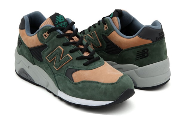mita sneakers x HECTIC x New Balance 10th Anniversary MT580