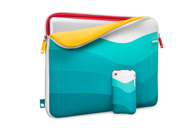 Incase "Bondi Beach" 15" MacBook Sleeve & Slider Case