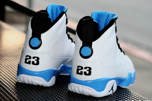 Air Jordan 9 "Powder Blue" Retro - A Closer Look