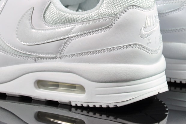 Nike Sportswear Air Max Light "Pure White"