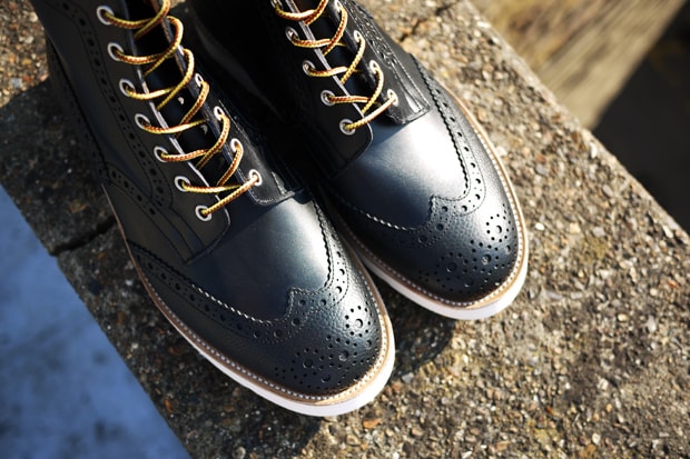 Tricker's for Present Two-Tone Boot