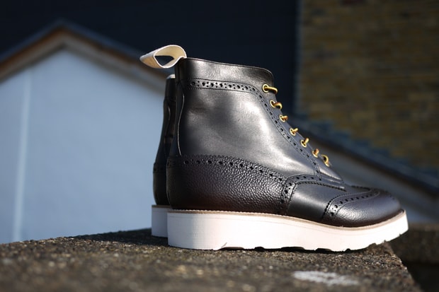 Tricker's for Present Two-Tone Boot