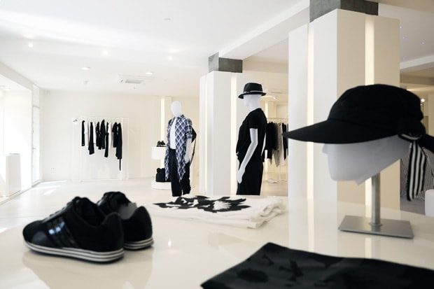 Y-3 Pop-Up Store at blanch& Contemporary Space