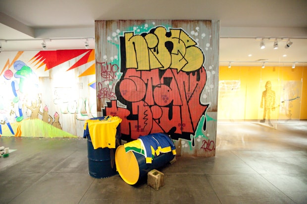  Nike (RED) "Tied Together" Tokyo
