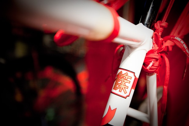  Nike (RED) "Tied Together" Tokyo