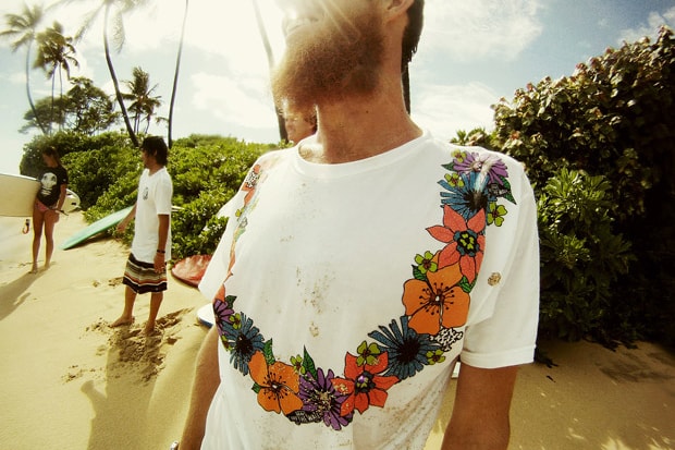 Vans x In4mation "Hawaii" T-shirt Collection