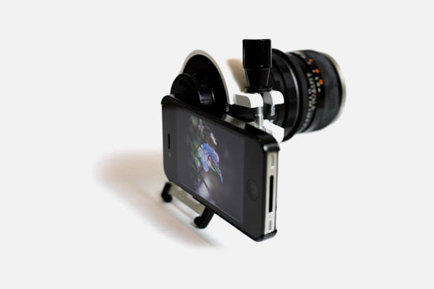 iPhone 4 with DSLR Lens