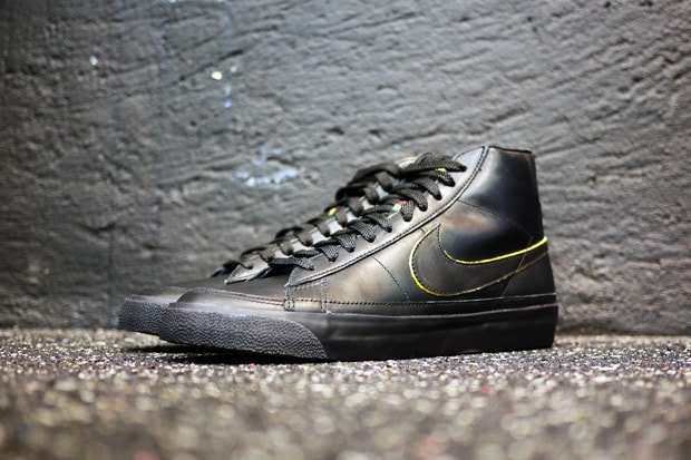 LIVESTRONG x Nike Sportswear 2010 Collection