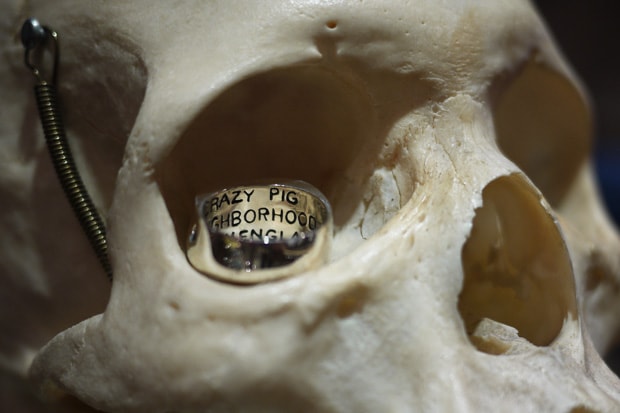 NEIGHBORHOOD x Crazy Pig Designs Skull Ring