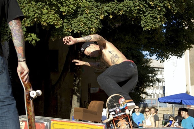 Nike SB “The Bird Is The Word” 2010 European Tour Berlin BBQ