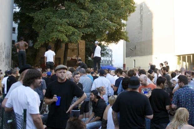 Nike SB “The Bird Is The Word” 2010 European Tour Berlin BBQ