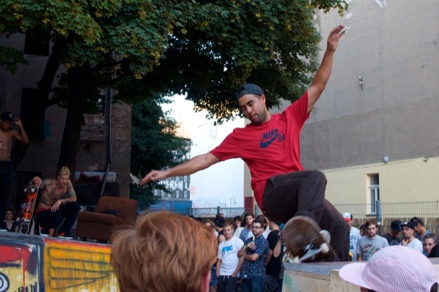 Nike SB “The Bird Is The Word” 2010 European Tour Berlin BBQ