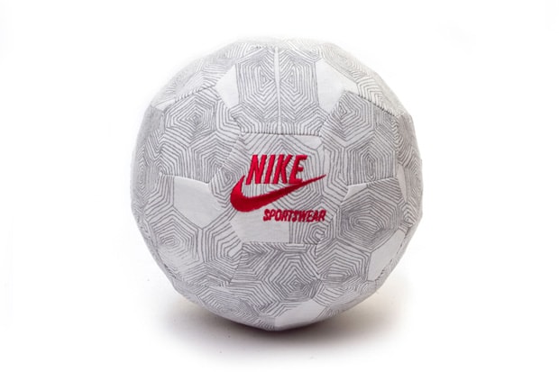 St. Alfreds x Nike Sportswear Six Points Artist Ball Auction