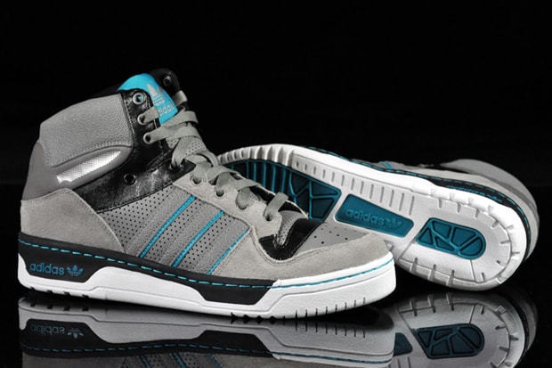 adidas Originals 2010 Fall/Winter Metro Attitude